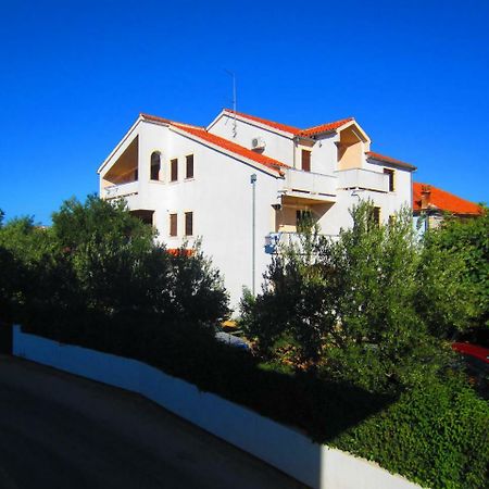 Apartments Fjaka Sveti Filip i Jakov Buitenkant foto