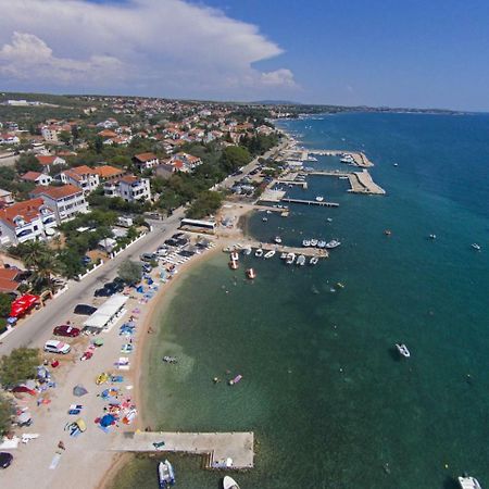 Apartments Fjaka Sveti Filip i Jakov Buitenkant foto