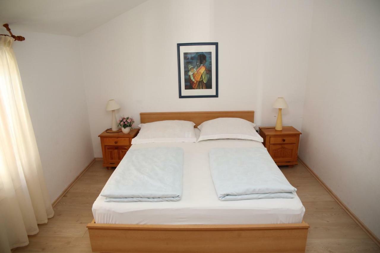 Apartments Fjaka Sveti Filip i Jakov Buitenkant foto