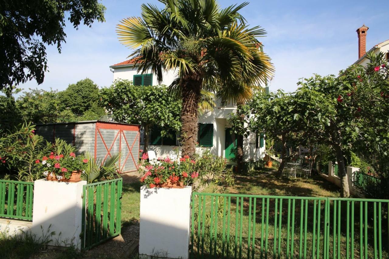 Apartments Fjaka Sveti Filip i Jakov Buitenkant foto