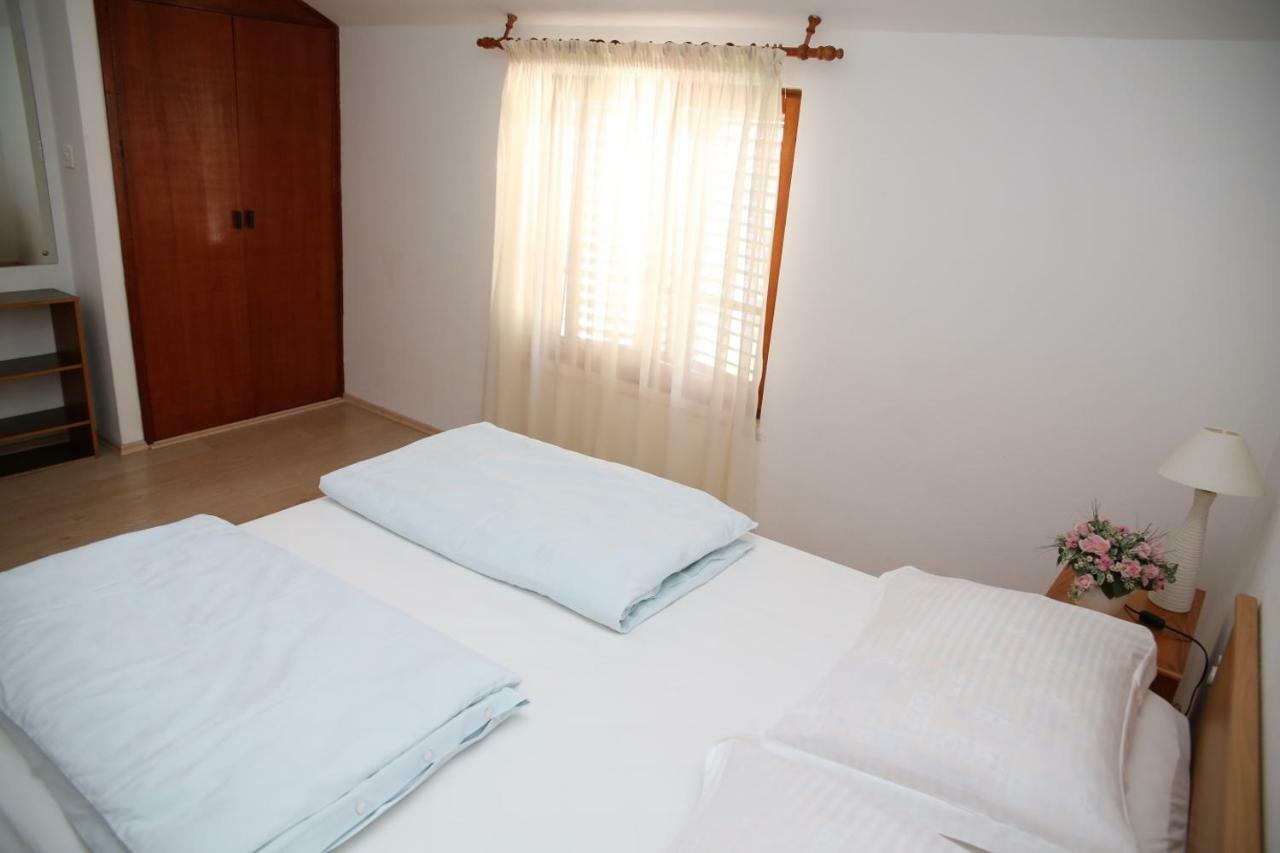 Apartments Fjaka Sveti Filip i Jakov Buitenkant foto