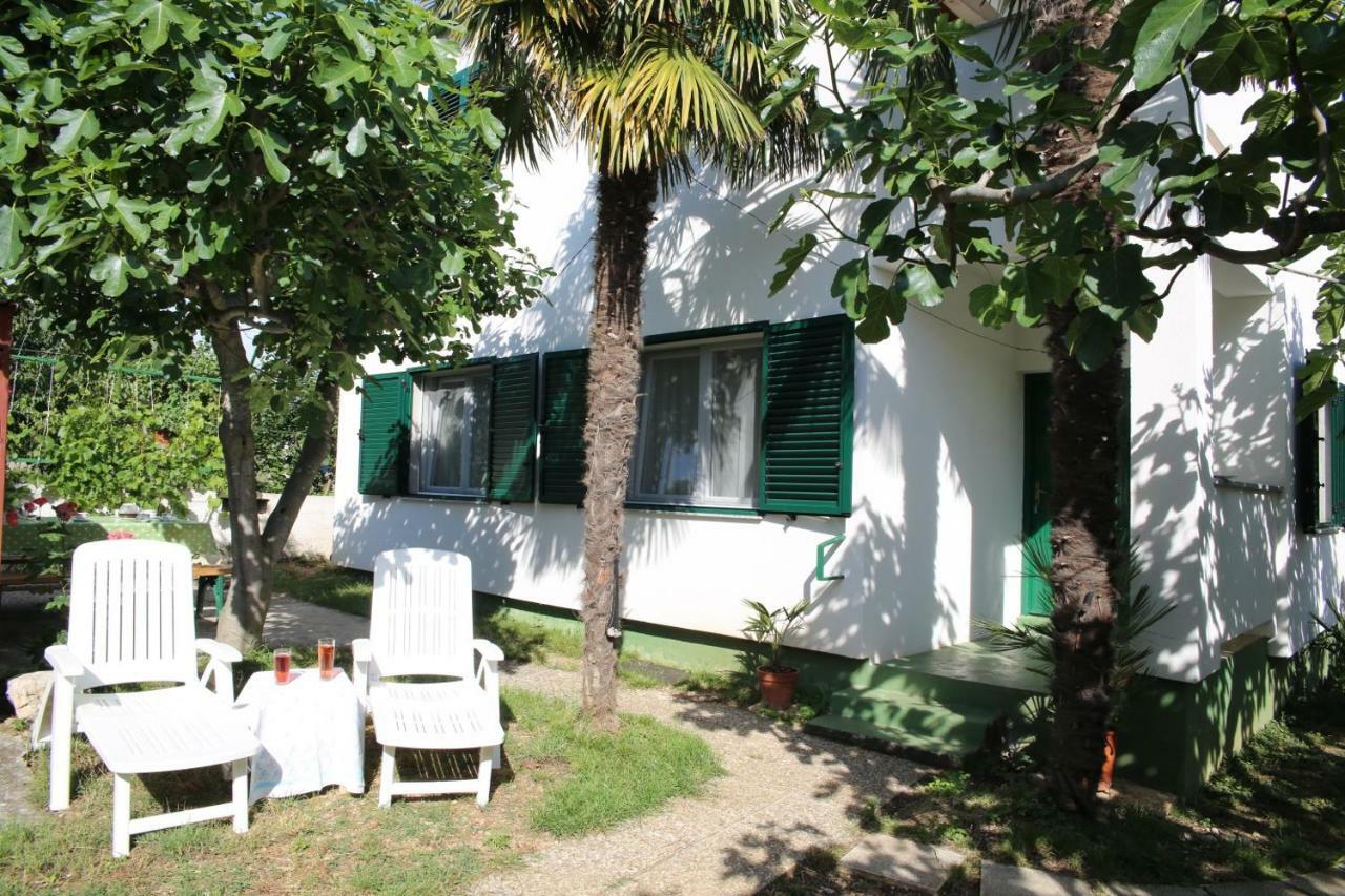 Apartments Fjaka Sveti Filip i Jakov Buitenkant foto
